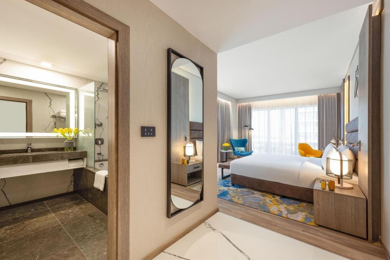 Отель Voco Dubai The Palm By Ihg Экстерьер фото